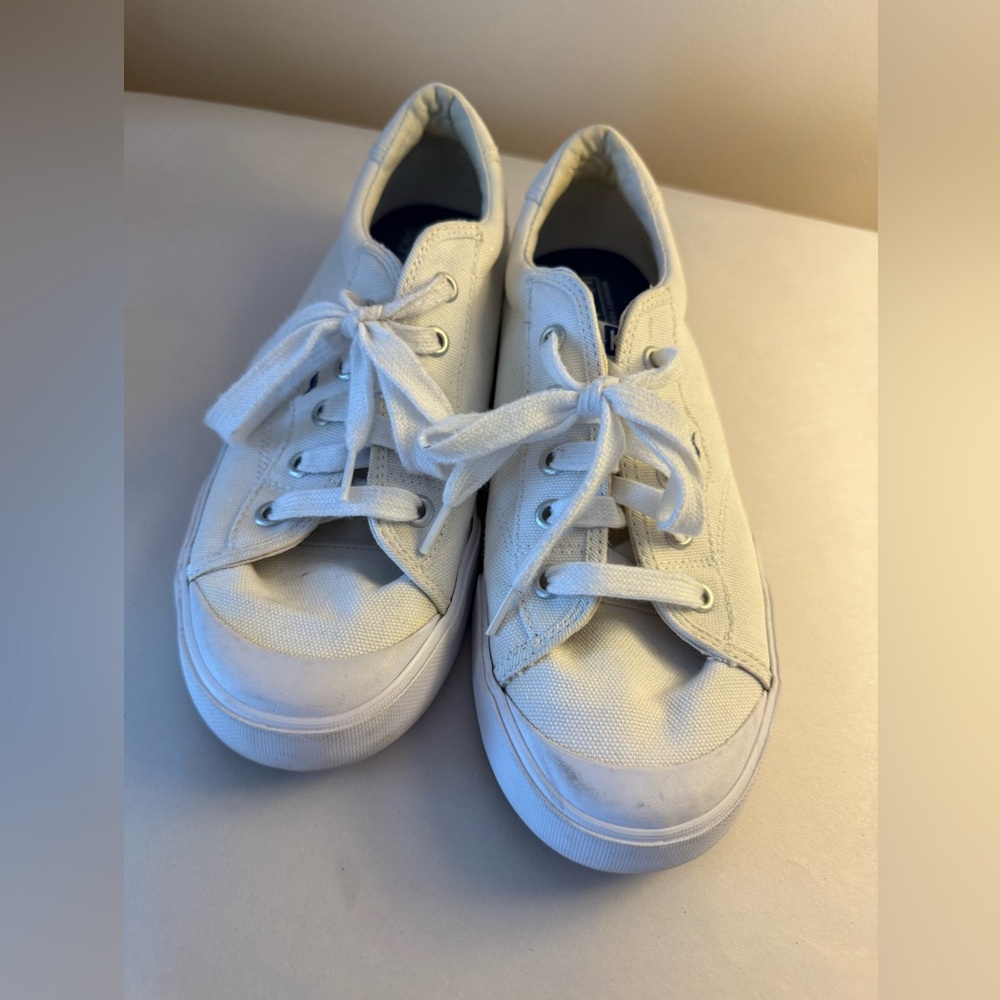 Keds women’s white sneakers size 5
